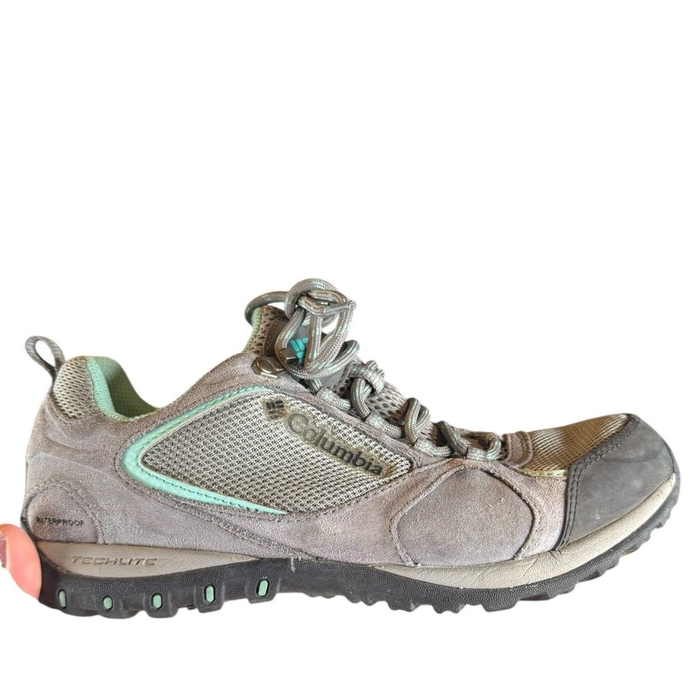 Columbia Gray and Mint Athletic Shoes
